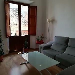 In The Center Of Apartamento Granada